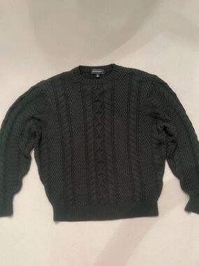 Crown & Ivy Classic Forest Green Sweater